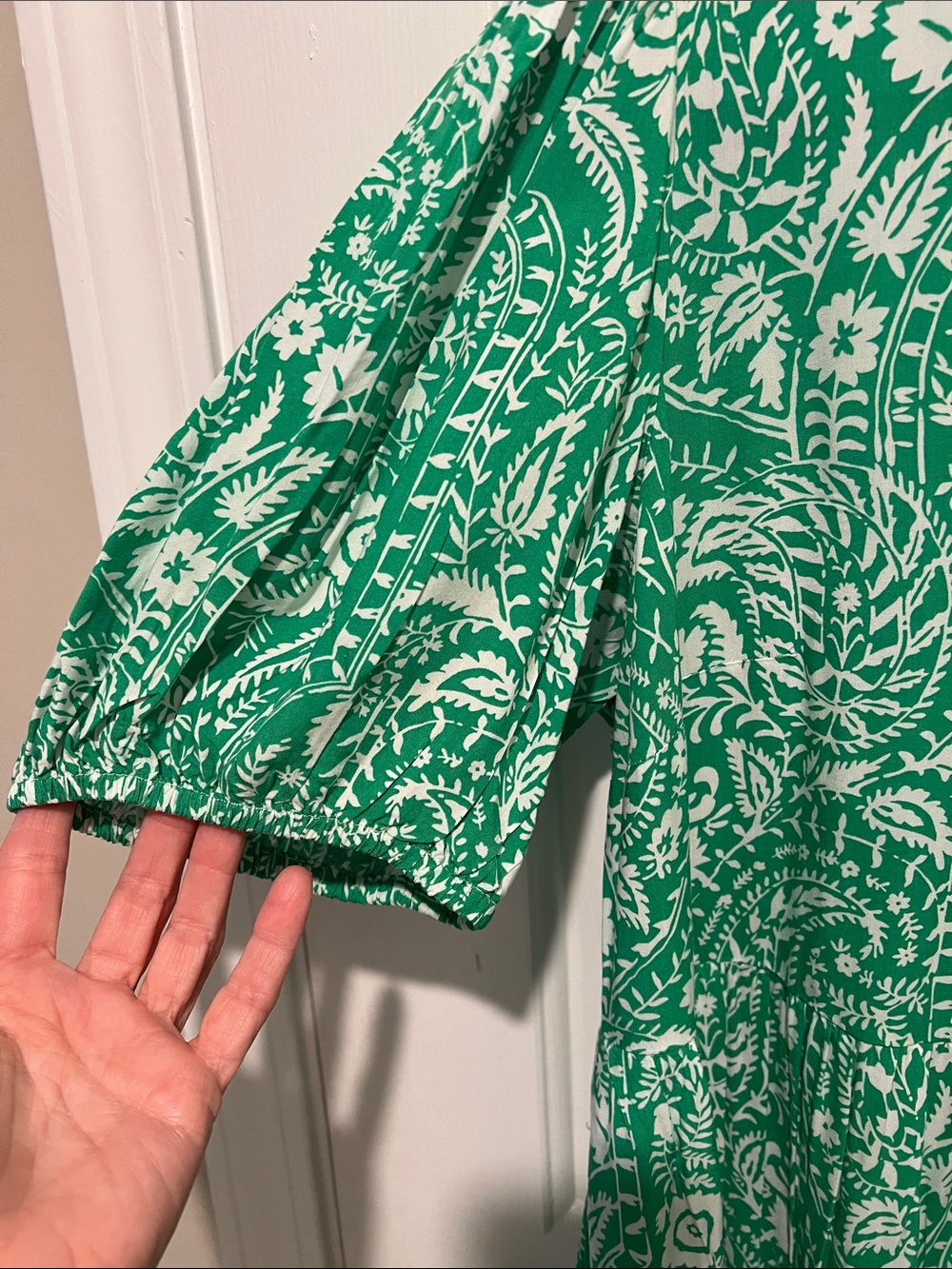 crown & ivy Green Paisley Print Midi Dress - Picture 4 of 7